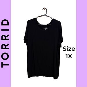 👚✨ Torrid Super Soft Short Sleeve Tee – Size 1X – Black ✨👚